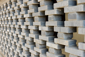 青磚圍墻——傳統建筑建材的典雅守護者